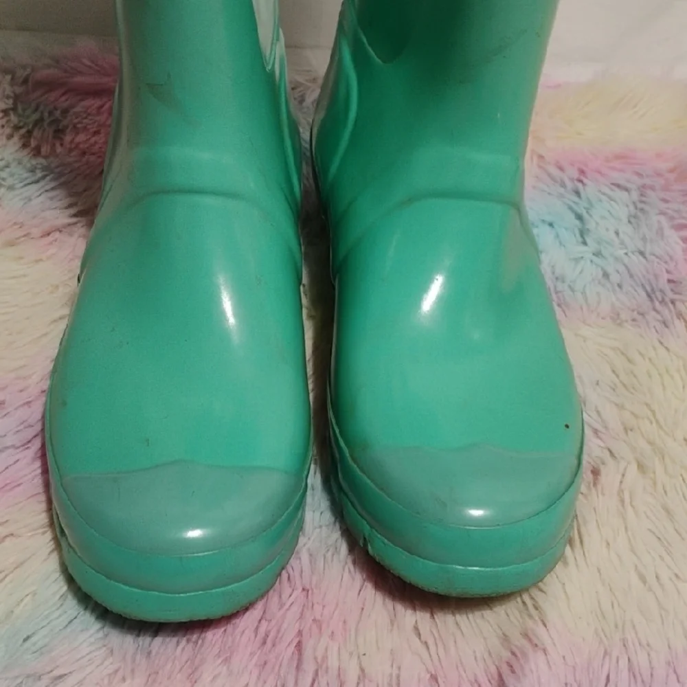 (#29) SALE! Hunter Green Rain Boots Sz.8M